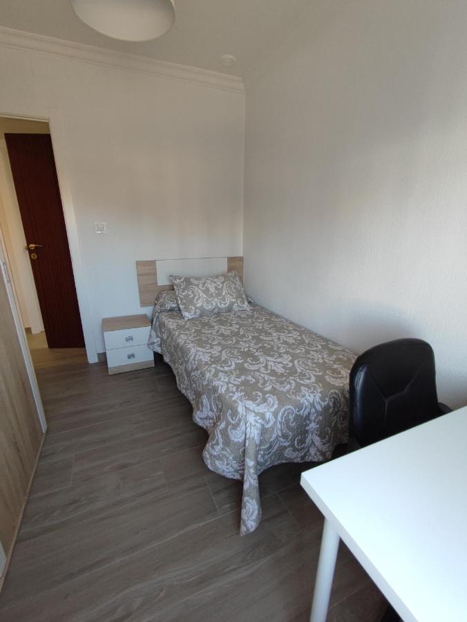 Precioso Apartamento 3 Dormitorios, Aire Acondicionado Menos 10 Min A Pie Feria Jerez De La Frontera Extérieur photo