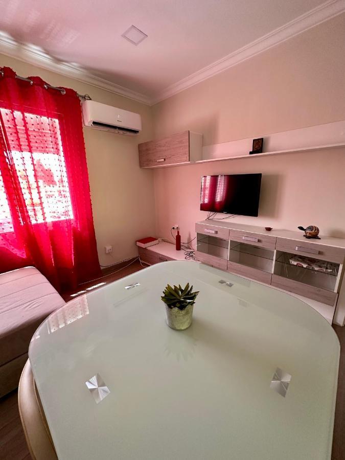 Precioso Apartamento 3 Dormitorios, Aire Acondicionado Menos 10 Min A Pie Feria Jerez De La Frontera Extérieur photo